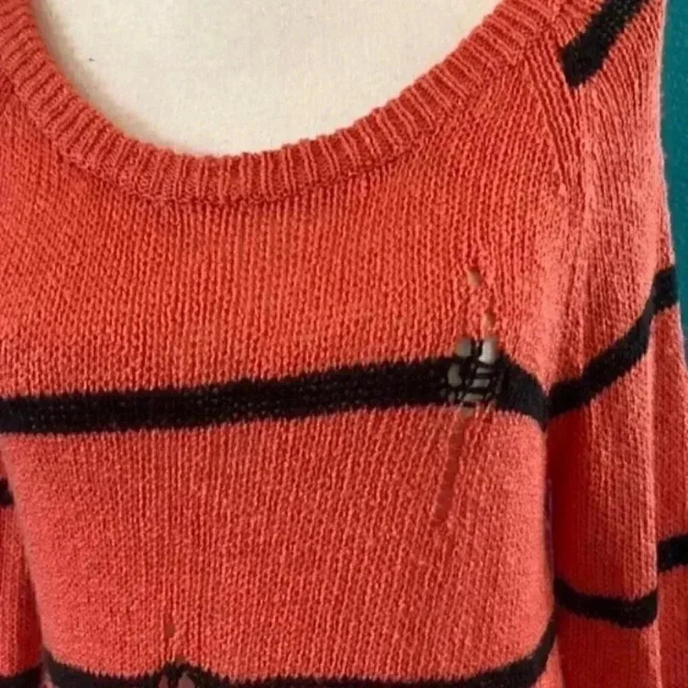 Love by design orange sweater in size small - Picture 2 of 5